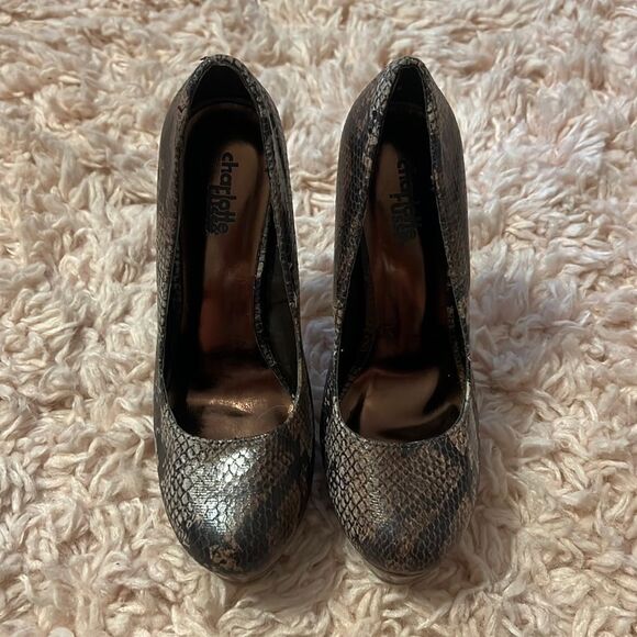 CHARLOTTE Russe size 6. Bronze and snake skin - Picture 1 of 6
